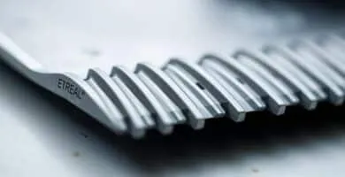 are lawn mower blades reverse thread