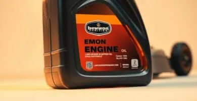 can you use two cycle oil in a lawn mower