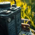 how long do riding lawn mower batteries last