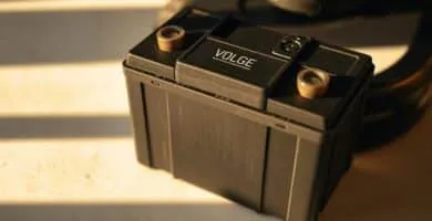 how many volts is lawn mower battery