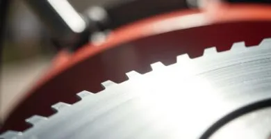 do you have to sharpen new lawn mower blades